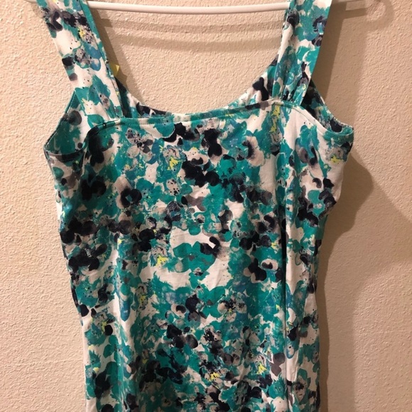 Abstract Floral Sleeveless Top - Picture 4 of 4